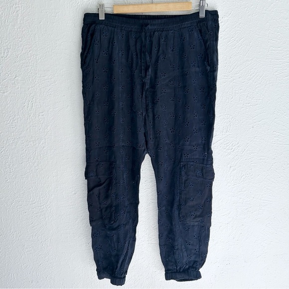 Johnny Was Speir Embroidered Eyelet Jogger Pant Black Medium - Picture 2 of 9